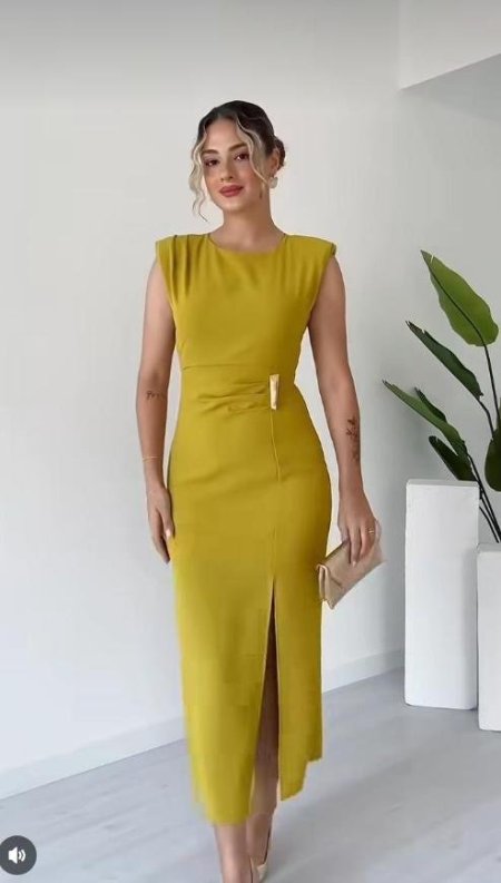 فستيان صيفي بلون خردلي للمناسبات